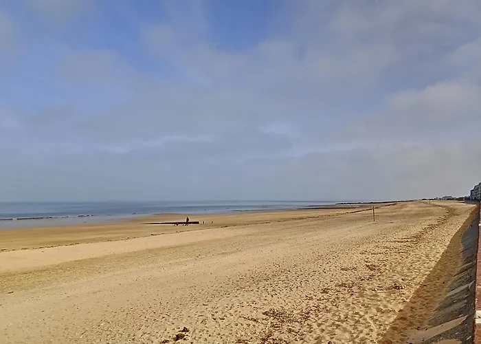 Apartament T2 Rez-de-jardin A 50m De La Avec Parking - Fr-1-746-16 Courseulles-sur-Mer