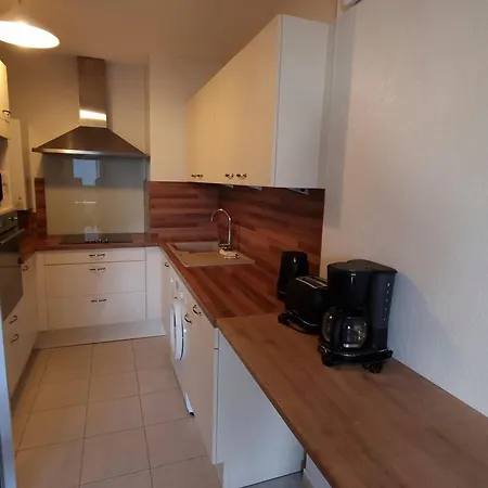 Apartman T2 Rez-de-jardin A 50m De La Avec Parking - Fr-1-746-16 Courseulles-sur-Mer