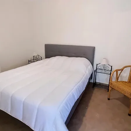 T2 Rez-de-jardin A 50m De La Avec Parking - Fr-1-746-16 * Courseulles-sur-Mer